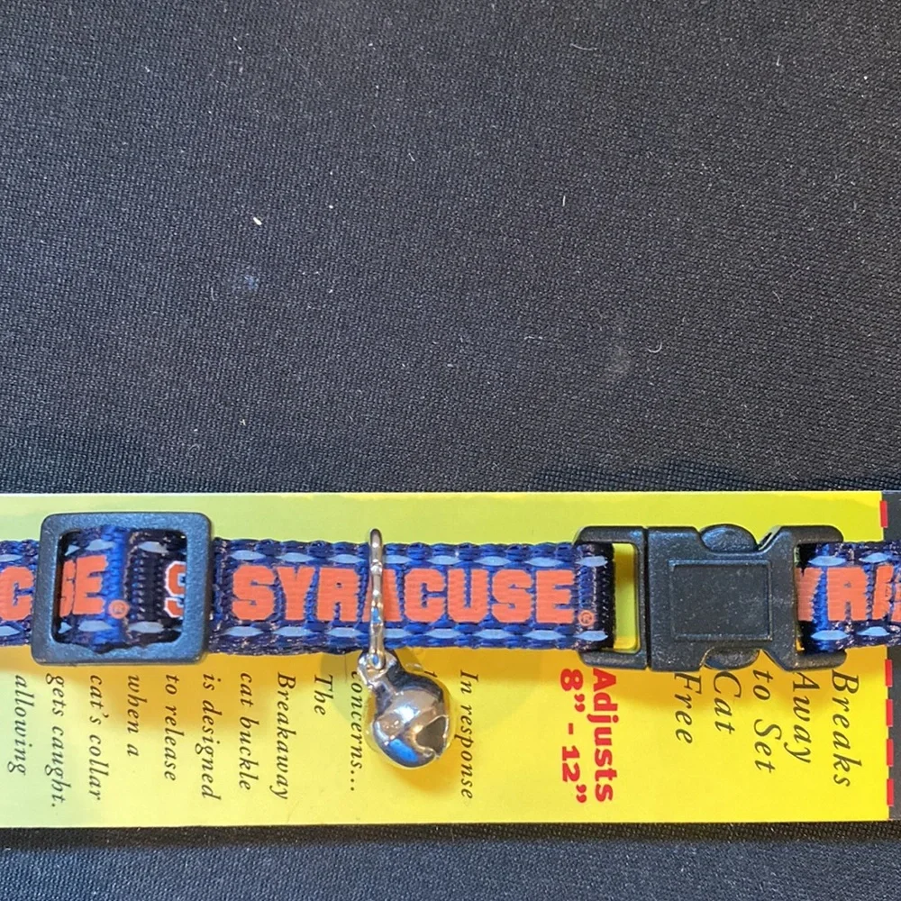 NEW - Syracuse Breakaway Cat Collar